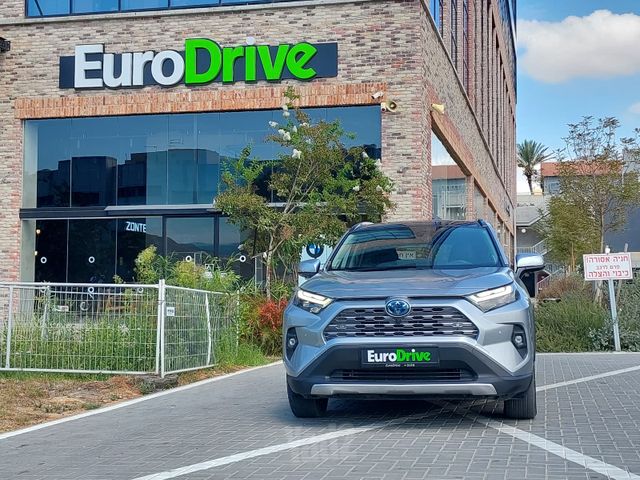 טויוטה RAV4