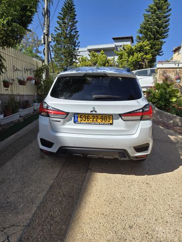 מיצובישי ASX
