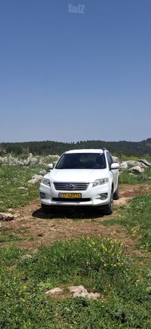 טויוטה RAV4