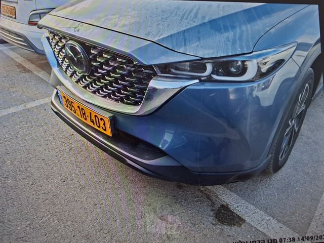מודעת רכב מאזדה CX-5