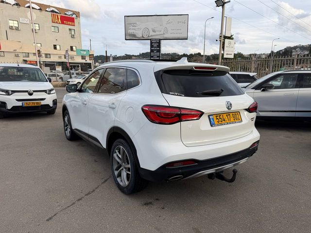 אם ג'י EHS PHEV