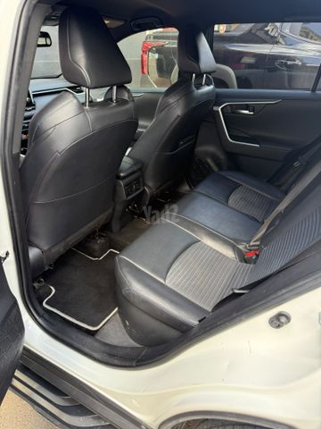 טויוטה RAV4