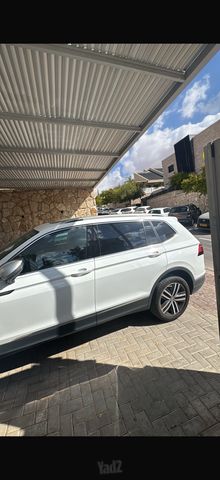 פולקסווגן טיגואן אולספייס
