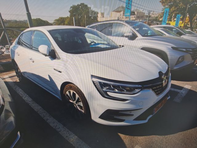 רנו מגאן