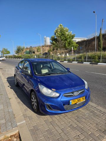 יונדאי אקסנט i25