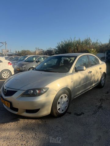 מאזדה 3