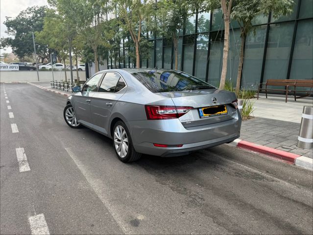 סקודה סופרב