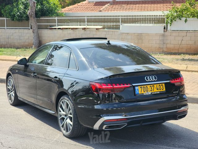 אאודי A4