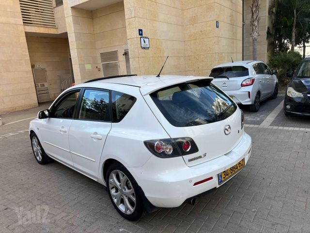 מאזדה 3