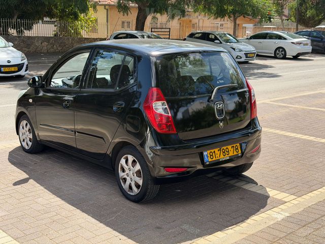 יונדאי i10