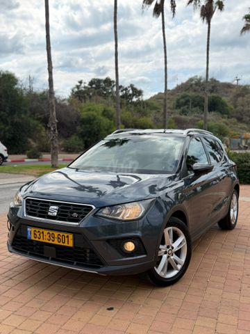 סיאט ארונה