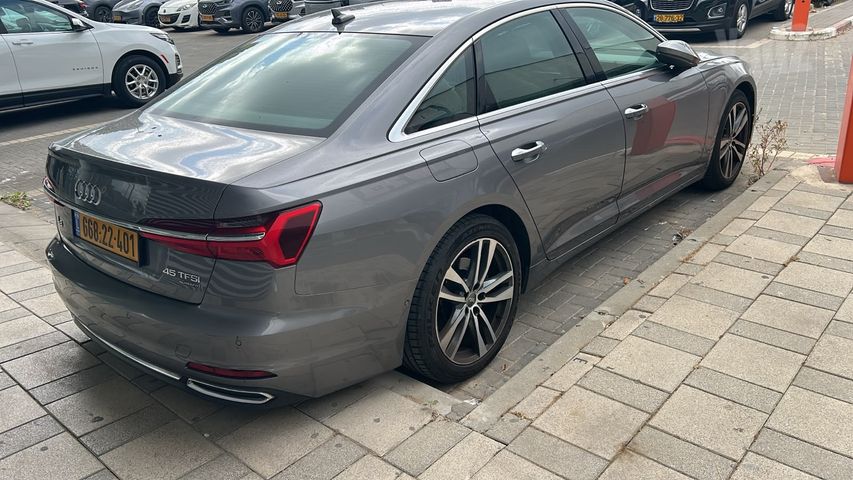 אאודי A6