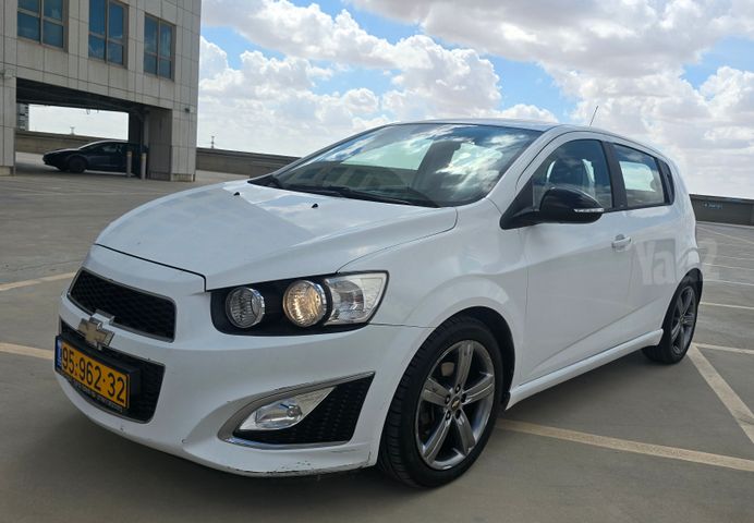 שברולט סוניק