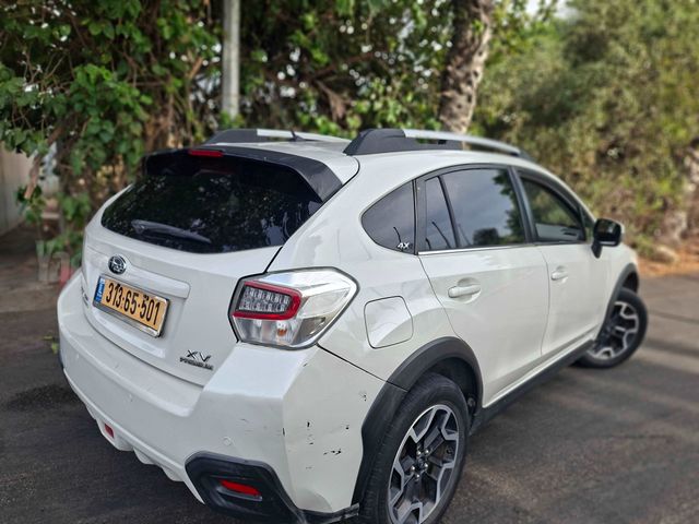 סובארו XV