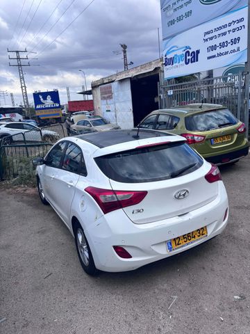 מודעת רכב יונדאי i30