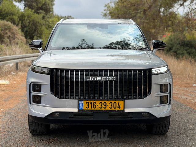 ג'אקו J7