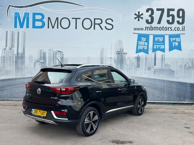 אם ג'י ZS