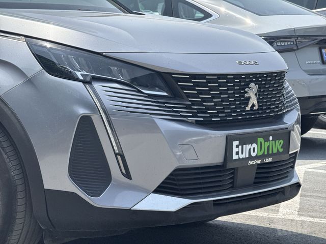 פיג'ו 3008
