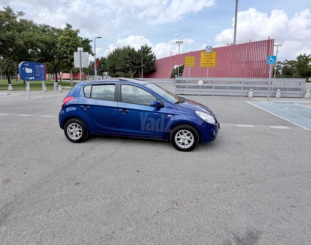 יונדאי i20