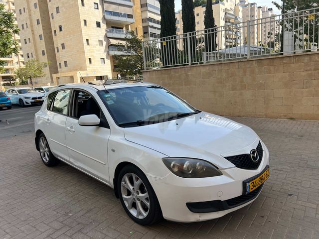 מאזדה 3