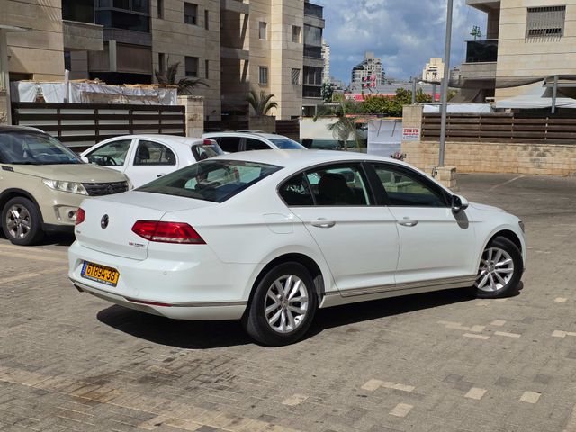 פולקסווגן פאסאט