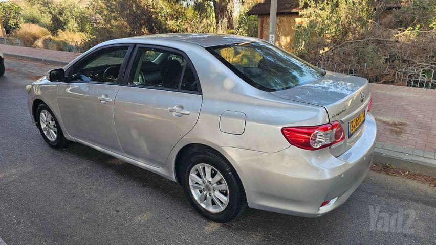 טויוטה קורולה