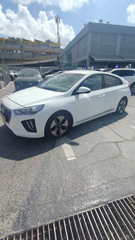 יונדאי איוניק