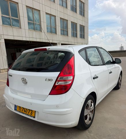 יונדאי i30