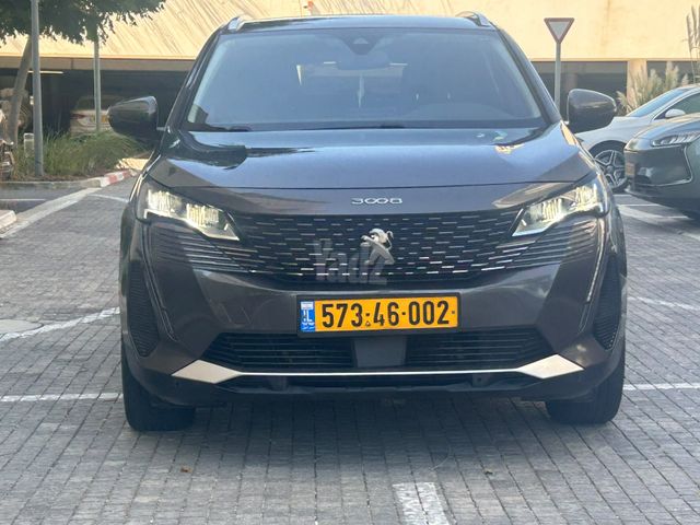 פיג'ו 3008