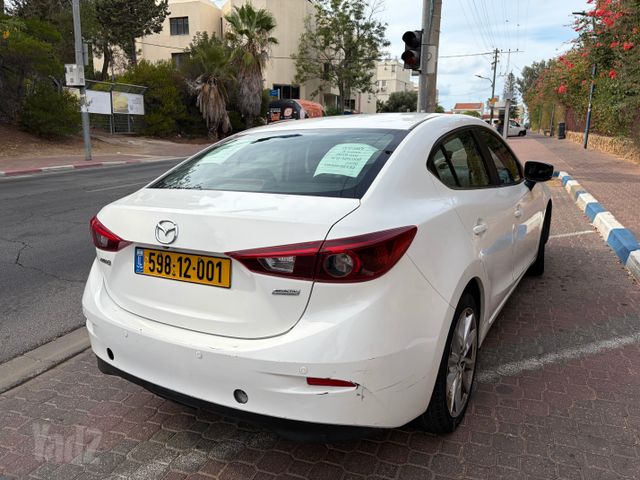 מאזדה 3