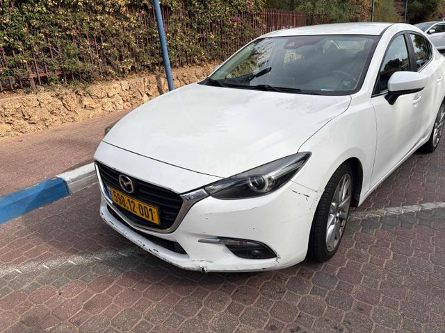 מאזדה 3