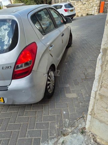 יונדאי i20