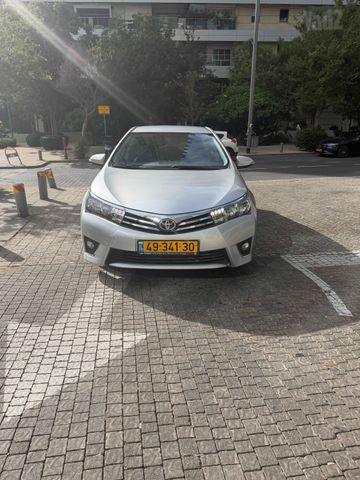 טויוטה קורולה