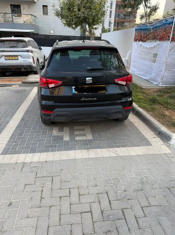 מודעת רכב סיאט ארונה