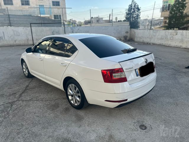 סקודה אוקטביה