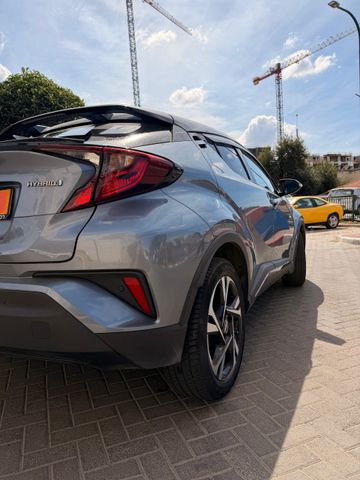 טויוטה C-HR