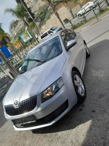 סקודה אוקטביה