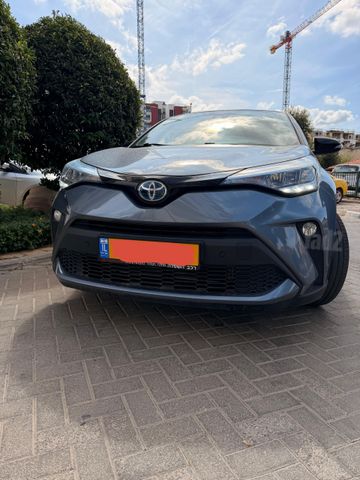 טויוטה C-HR