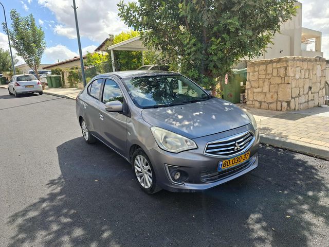 מודעת רכב מיצובישי אטראז'