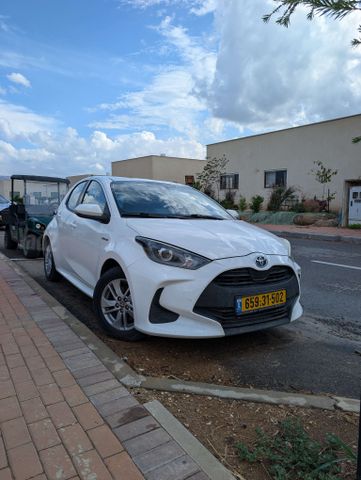 מודעת רכב טויוטה יאריס