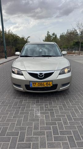 מאזדה 3