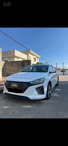 יונדאי איוניק