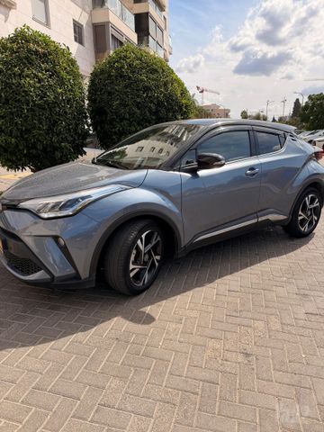 טויוטה C-HR