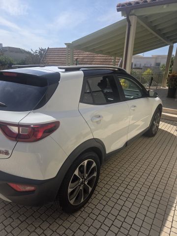 קיה סטוניק