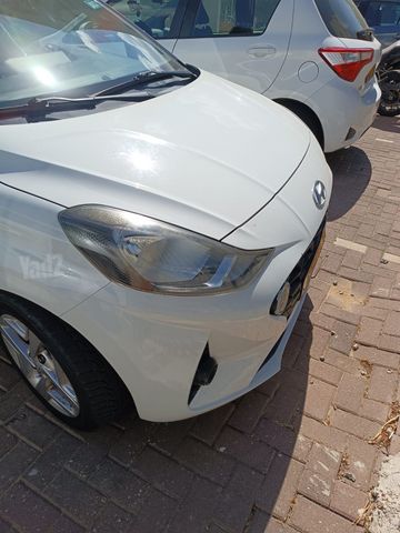 יונדאי i10