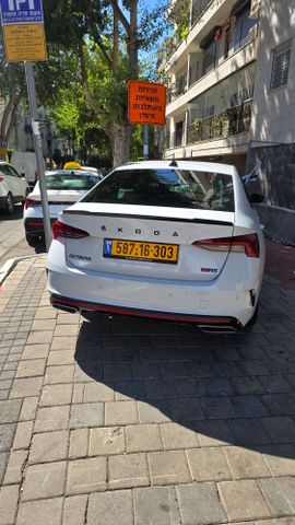 סקודה אוקטביה