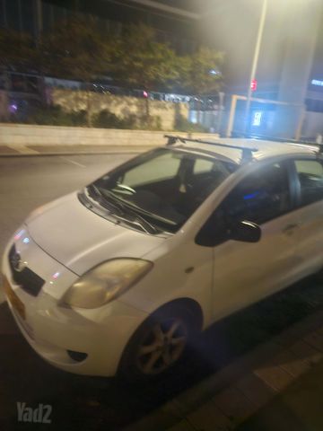 טויוטה יאריס