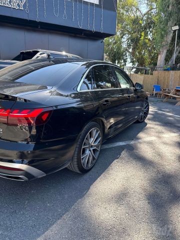 אאודי A4