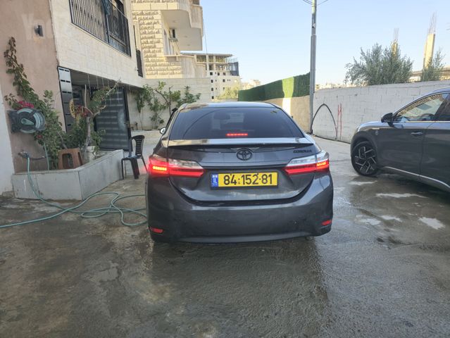 מודעת רכב טויוטה קורולה