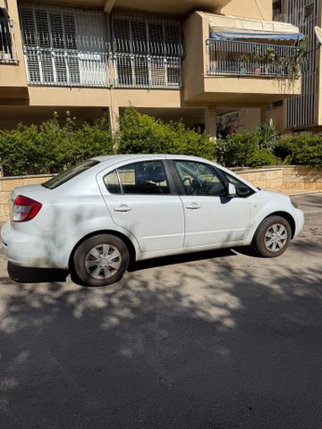 סוזוקי SX4